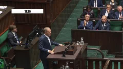 TUSK WYJŚCIE PISU