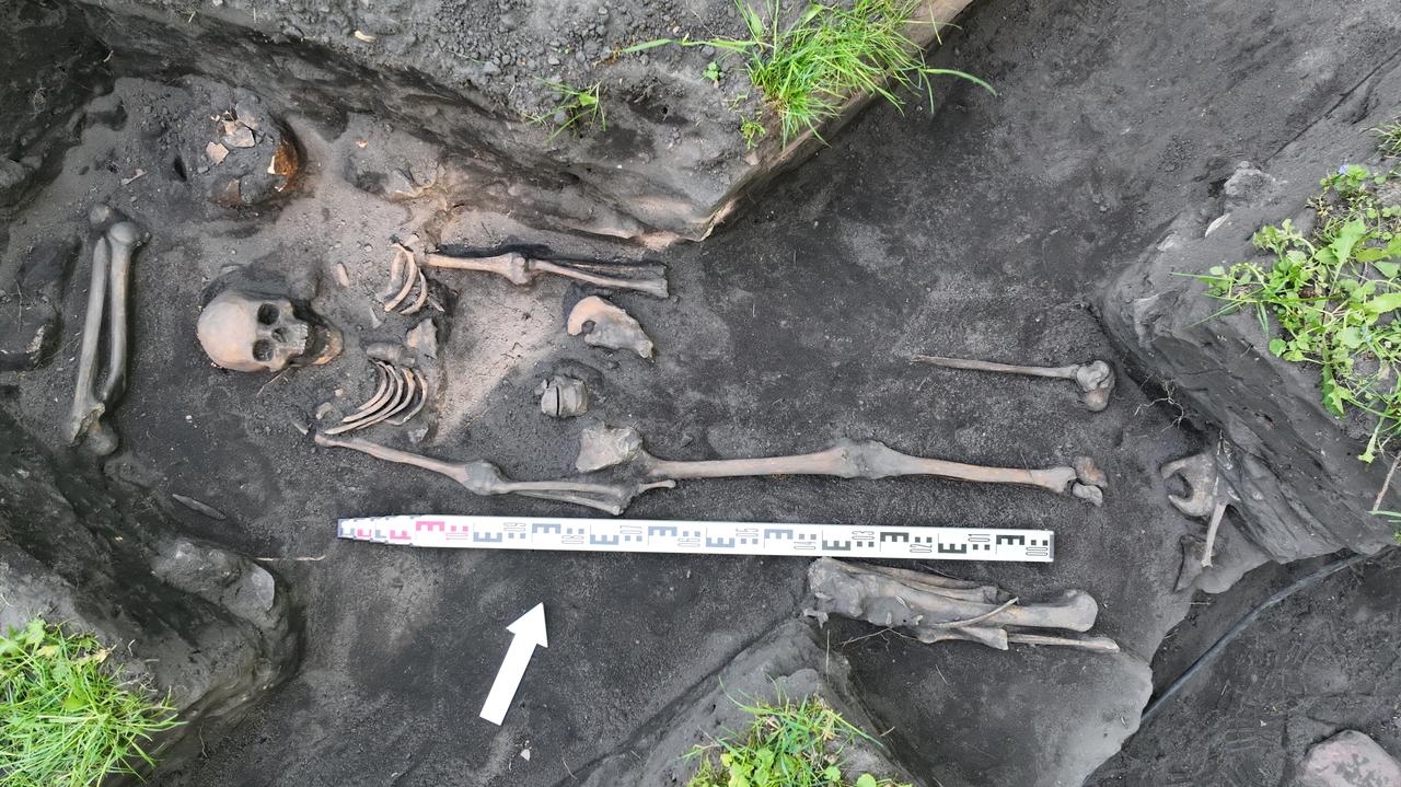 Wyspa umarłych tętniła życiem. Archeolodzy odkryli w Zaniemyślu cmentarz z czasów Bolesława Śmiałego