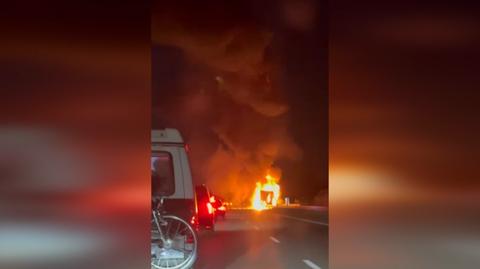 Pożar ciężarówki na trasie A2
