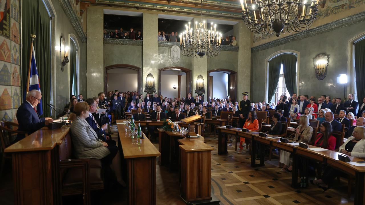 Detektywi odkryli, że radny mieszka poza miastem. Może stracić mandat
