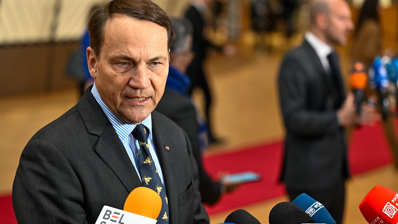 Sikorski o planie dla Ukrainy: jako Europa domagamy się włączenia w te decyzje