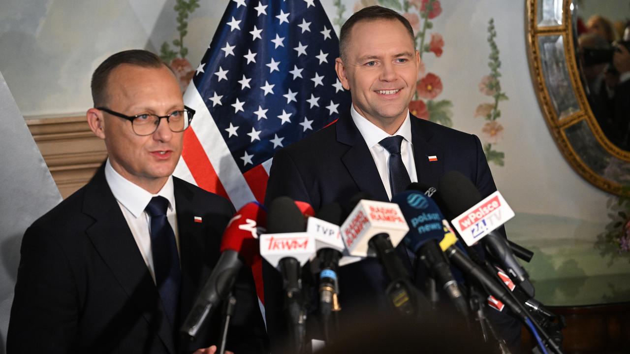 "Prezydent chciałby przejąć kontrolę nad służbami", "skrajnie konfrontacyjna polityka"