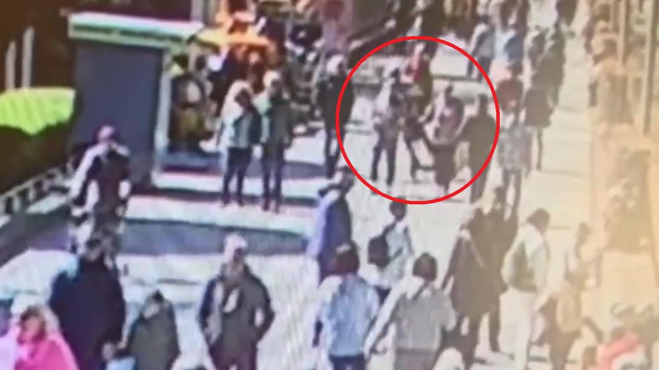 Pijany 17-latek wjechał hulajnogą w pieszą. Kobieta uderzyła głową o chodnik. Nagranie