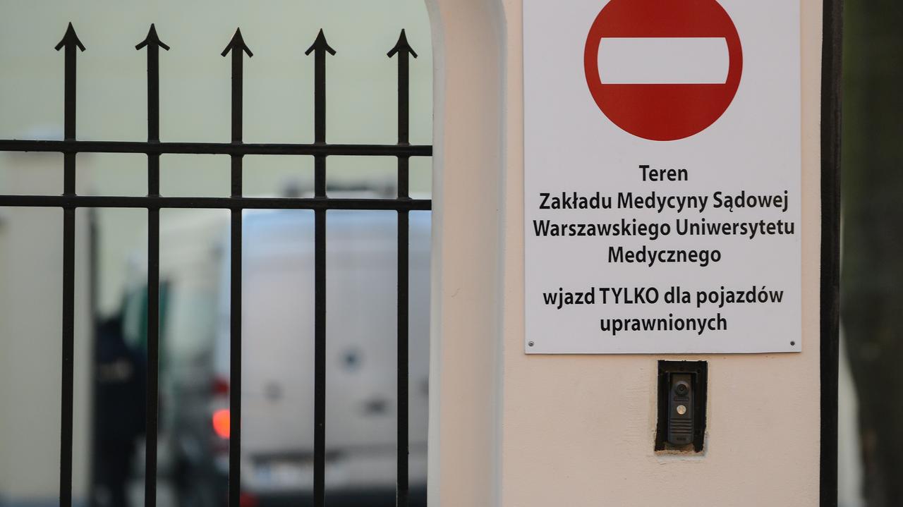 Brakuje lekarzy medycyny sądowej. "Na sekcję zwłok trzeba czekać choćby dwa tygodnie"