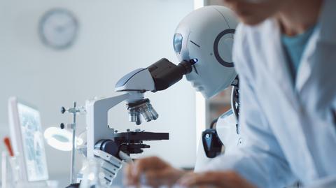 ROBOT WSPOLPRACA CZLOWIEK LABORATORIUM