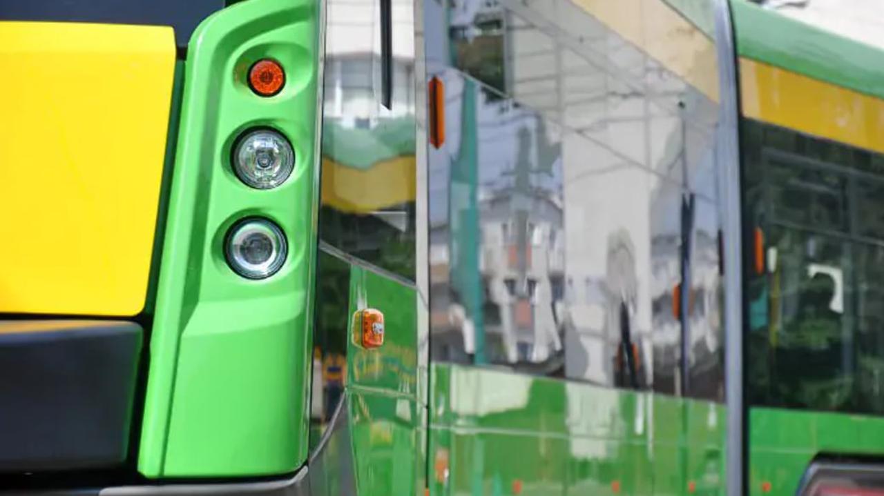 Tramwaj potrącił seniora w Poznaniu. Ruch wstrzymany