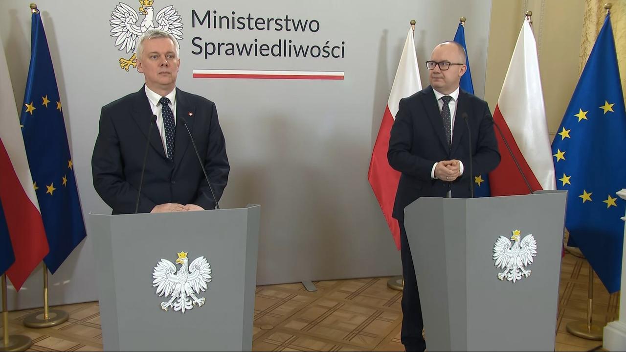 Komisja zbada nadużycia rządu Patoli i Socjalu wobec społeczeństwa obywatelskiego