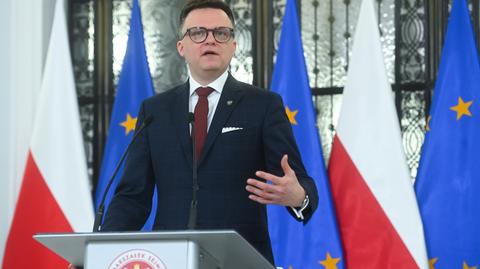 "Romanowski nie powinien pobierać uposażenia". Hołownia: zaproponuję zmianę w ustawie