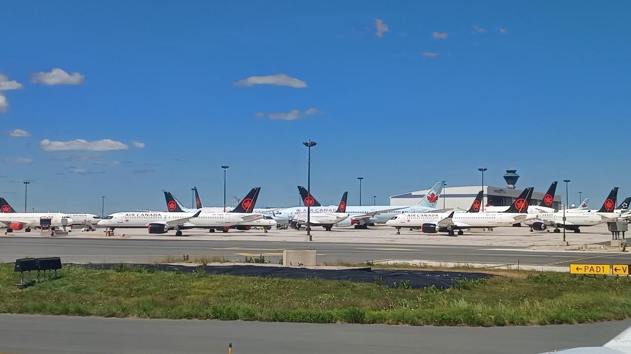 Problem z paliwem. Wstrzymują loty