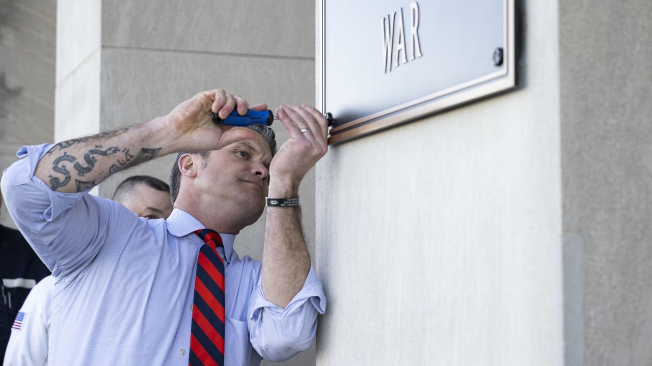 Już nie resort obrony. Nowa tablica na budynku Pentagonu