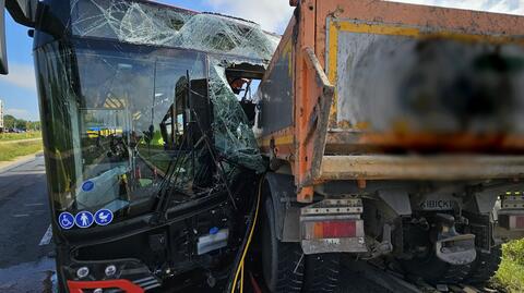 Grudziądz. Wypadek autobusu z ciężarówką