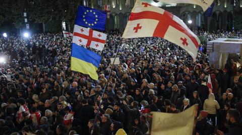 Tbilisi. Protest po ogłoszeniu wyników wyborów parlamentarnych. Wideo z 28 października