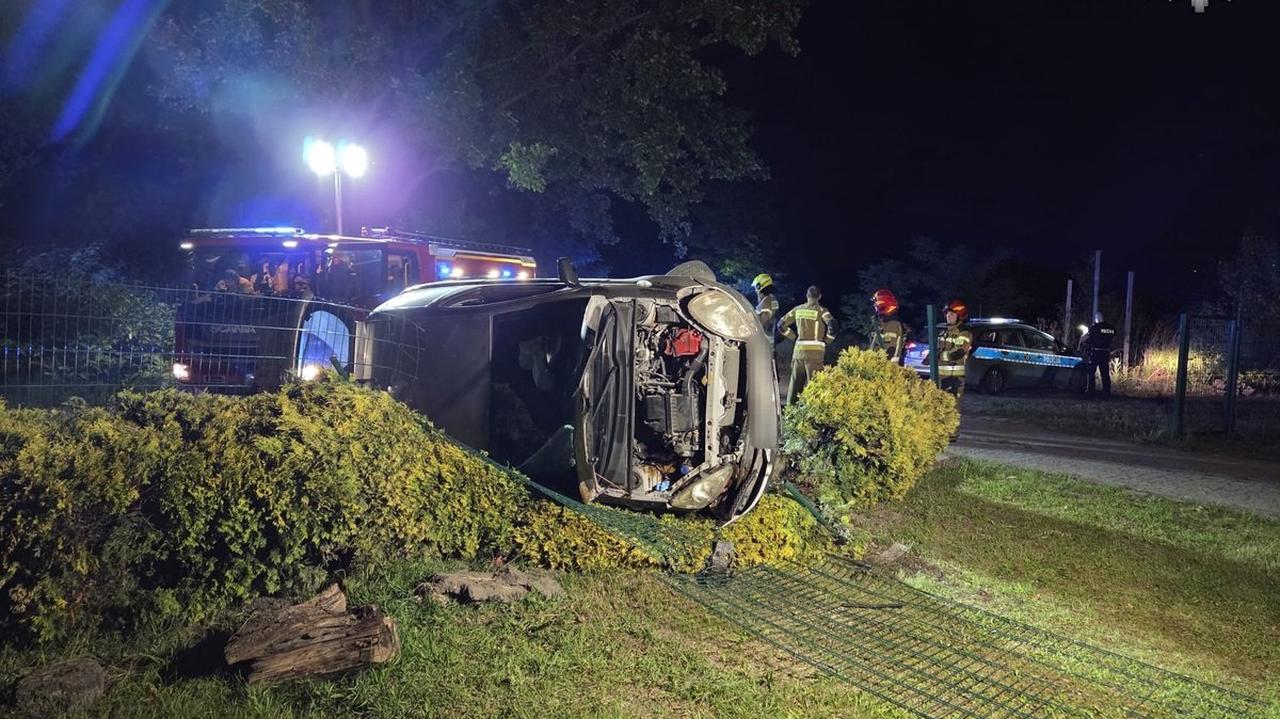 Pościg za Kolumbijczykami. Kierowca uciekał, pasażer bił policjanta