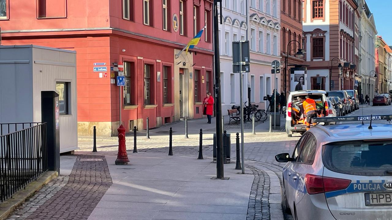 Policjant zaatakowany na patrolu. Sprawcami funkcjonariusze skarbówki