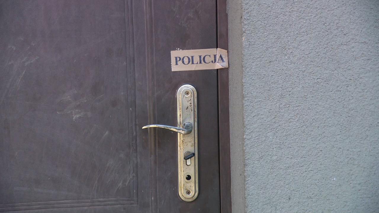 Mieli czworo dzieci, dwoje nie żyje. Matka zmarła w połogu, ojciec jest w areszcie