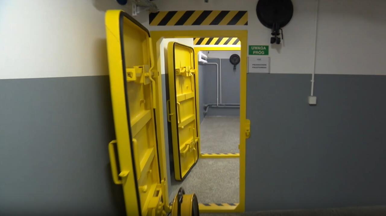 "Ludzie wiedzą jedno: schronów nie ma". Ale to ma się zmienić