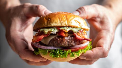 burger shutterstock_1502596934