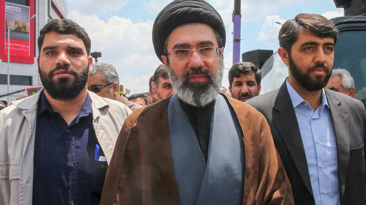 Rządzi od tygodnia, ani razu nie pokazał się publicznie