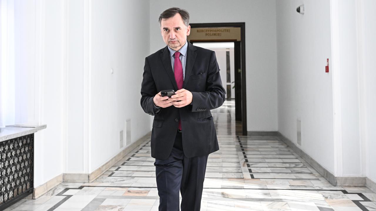 Komisja chciała aresztu dla Ziobry. Ten zawiadamia prokuraturę