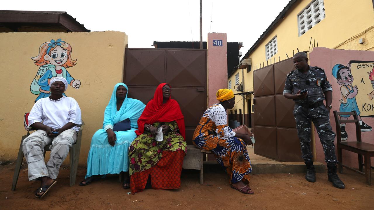 Moskwa chce tam więcej wpływów, Abidżan nie ułatwia. Trwają wybory