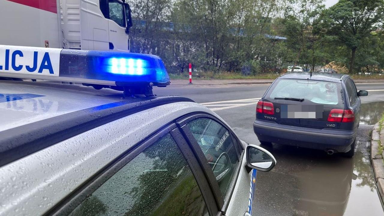Po narkotykach i bez prawa jazdy. Jechał z dwulatką