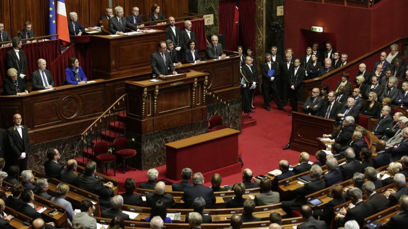 Hollande: terroryzm nie zniszczy Francji, bo Francja zniszczy terorryzm