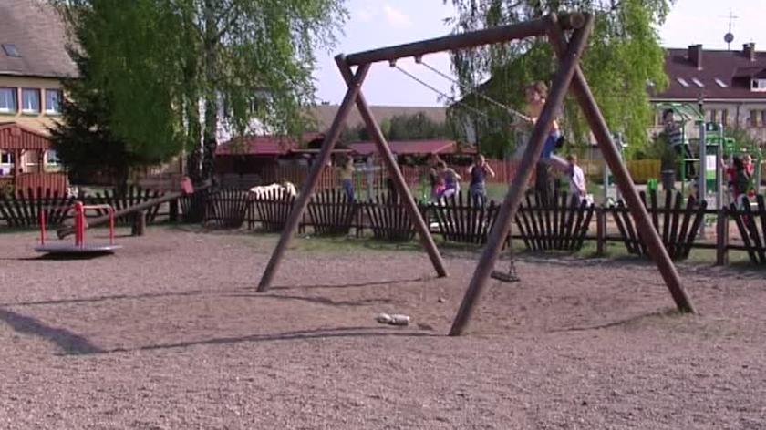 Borne Sulinowo i Kłomino. Różnice w podejściu władz do zagospodarowania dawnych radzieckich baz wojskowych (2011 r.)