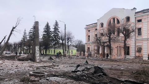 Zełenski: rosyjskie bomby spadły na szpital dziecięcy w Mariupolu