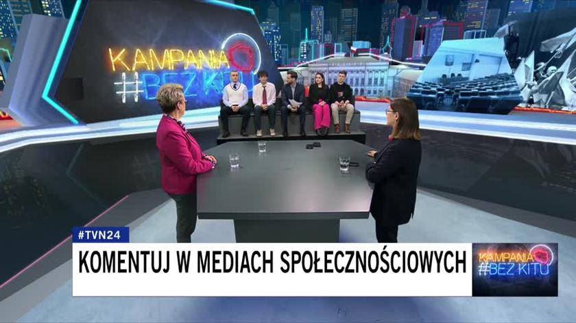 "#BezKitu campaign".  Kacper Zakrzewski (Dom Spokojnej Młodości, OFF School Foundation) asks a question to Paulina Matysiak (Left Wing) 