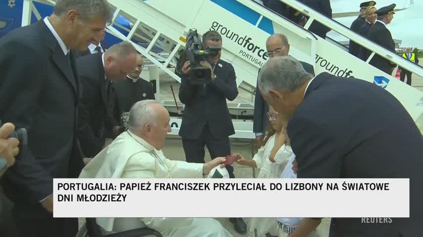 Lizbona. Papież Franciszek przyleciał na Światowe Dni Młodzieży