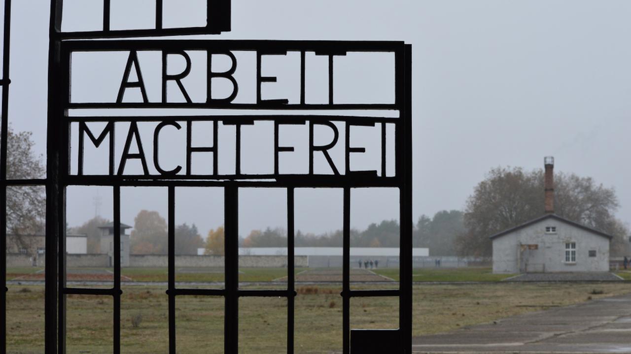 Germania.  Un fost gardian al lagărului de concentrare Sachsenhausen, în vârstă de 101 ani, a fost condamnat la cinci ani de închisoare