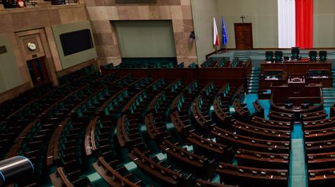 PiS, KO i Lewica na podium oraz "głęboki pat w Sejmie". Sondaż z 15.09