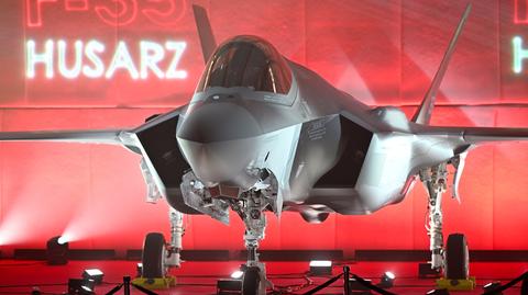 Polskie myśliwce F-35 efektownie zaprezentowane. Trafią najpierw do Arkansas