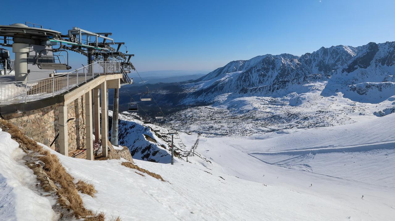 Powrót zimy do Polski. Spadło tyle śniegu, że padł rekord. A to jeszcze nie koniec