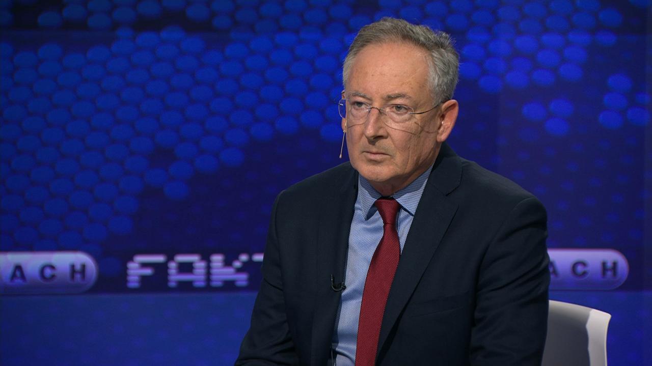 "Incydent bardzo poważny, może wskazywać na nową formę wojny hybrydowej Rosji z Polską"