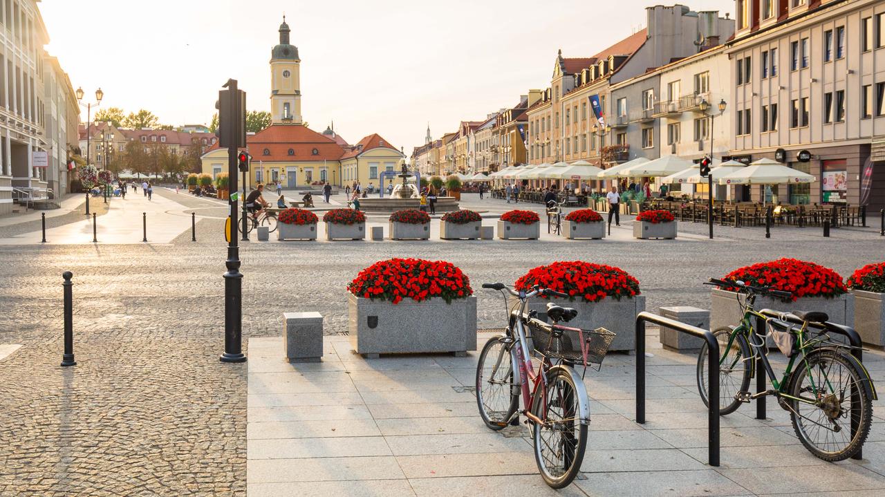 Frekwencja w województwie podlaskim na godzinę 12 