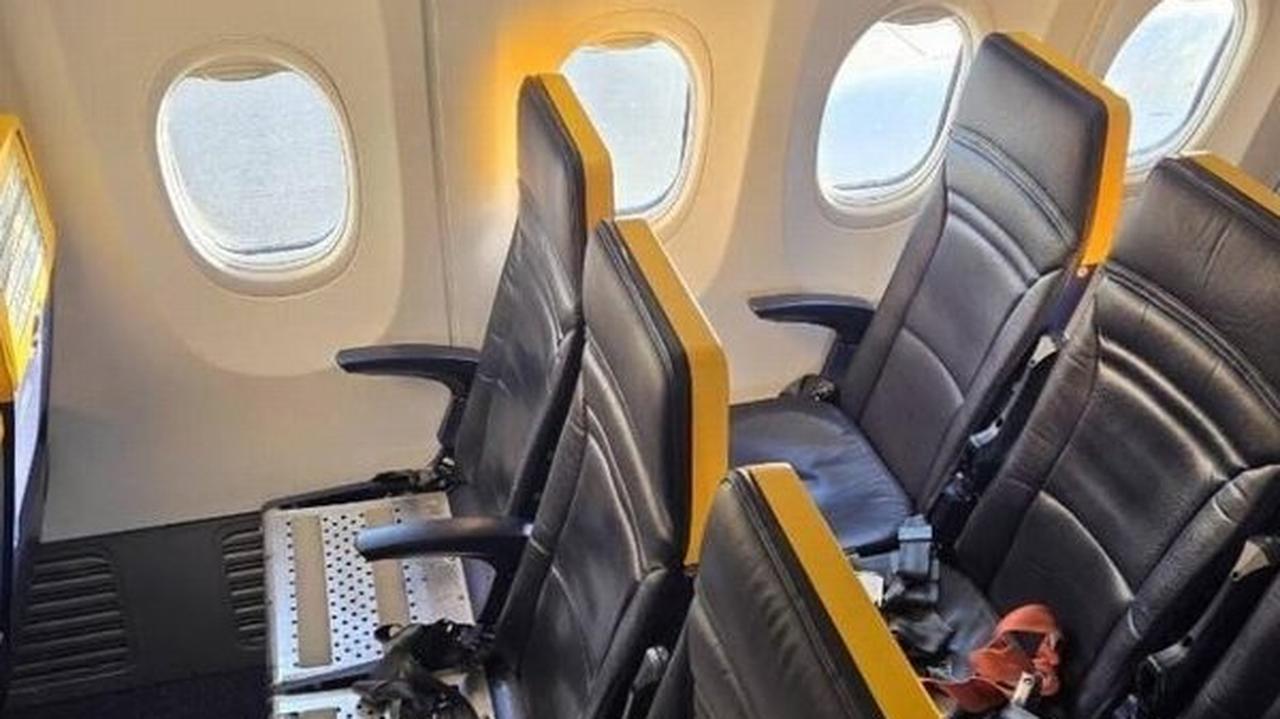 Przyleciał z Bolonii, w samolocie próbował ukryć kokainę 