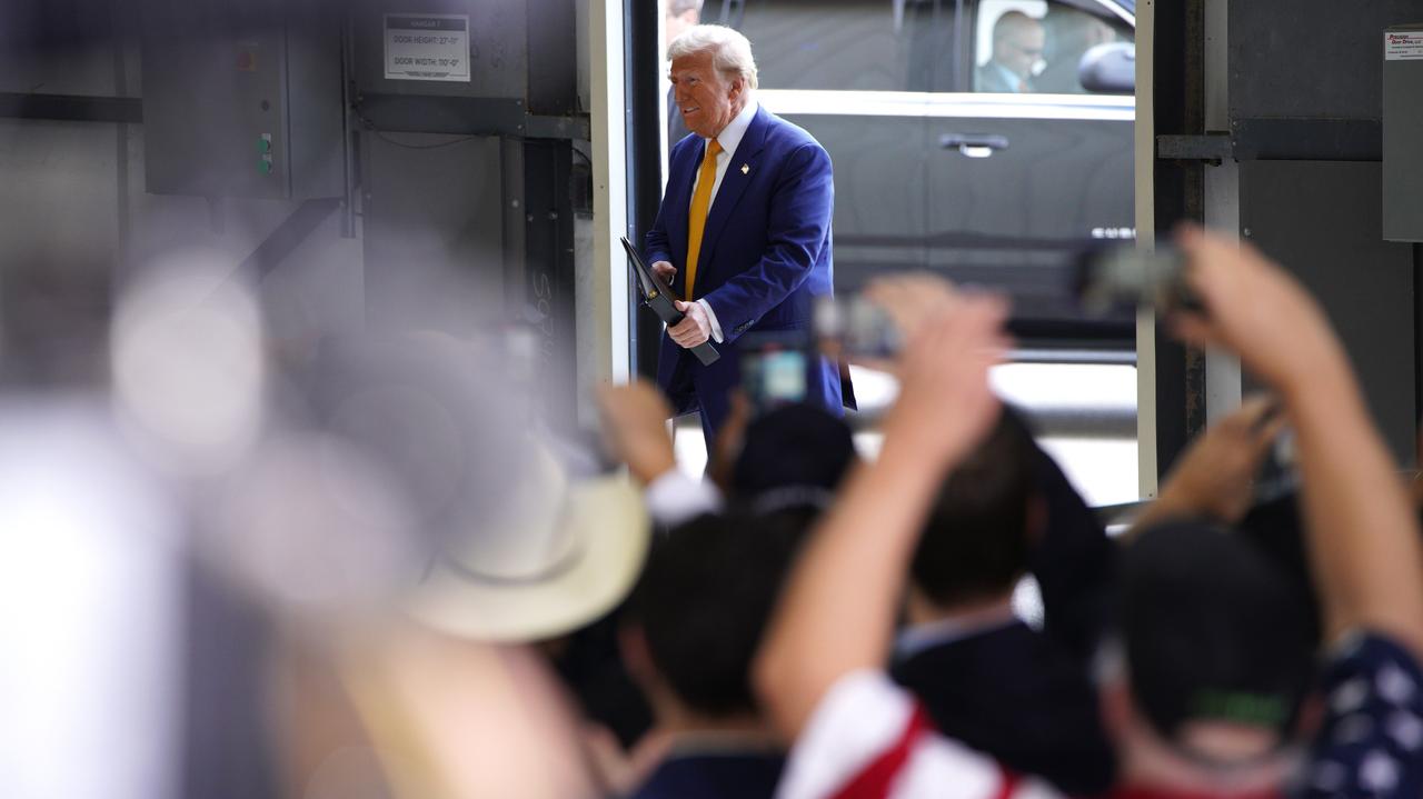 Trump dał siedem dni na ucieczkę