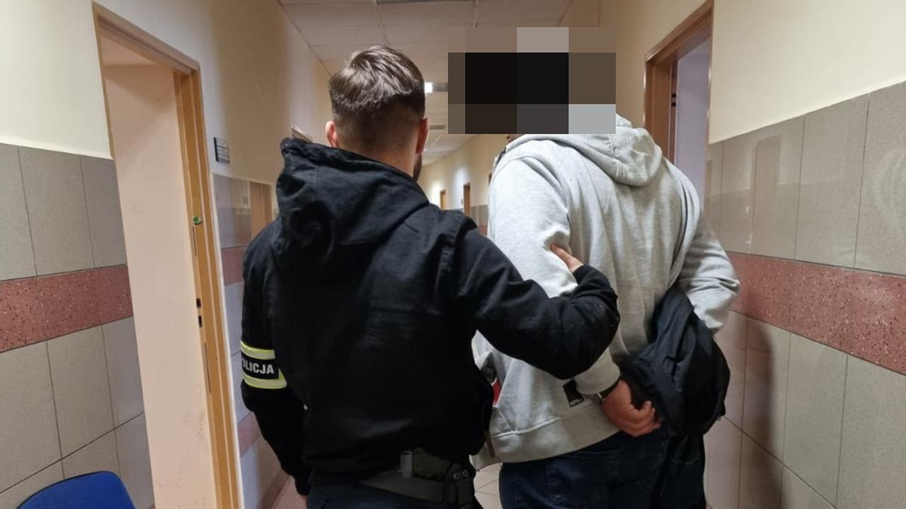 Był poszukiwany listem gończym. Policja znalazła go na strychu