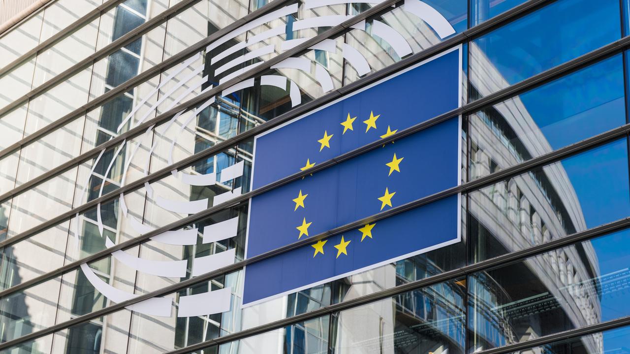 System handlu emisjami i cel klimatyczny. Europosłowie zdecydowali