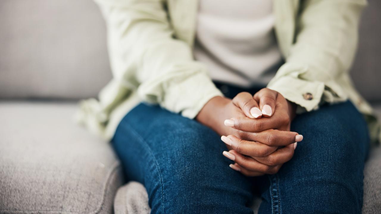 "Myślałam, iż nie wyjdę z dzieckiem z domu". Przemoc "jest niestety bardzo demokratycznym zjawiskiem"