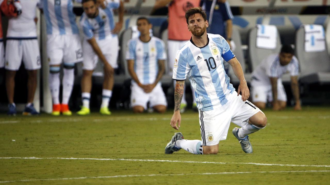 Frustracje, seksskandal, kontrowersyjne zdjęcie. Tak giganci rzucali reprezentacje