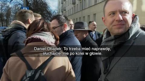 Fragment rozmowy polityków PiS-u przed siedzibą Prokuratury Okręgowej w Warszawie (wideo z 17 marca)