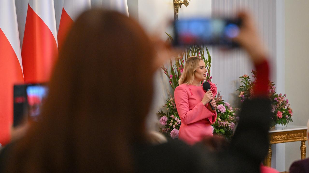 Pensja dla pierwszej damy? Szef Kancelarii Prezydenta odpowiada