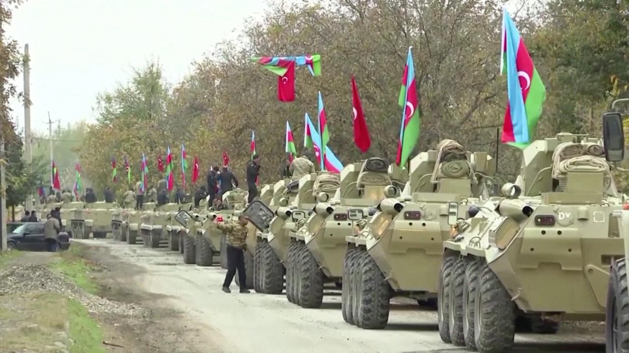 Armenia - Azerbejdżan. Znowu walki na granicy Armenii i Azerbejdżanu. Ostrzał artyleryjski - TVN24