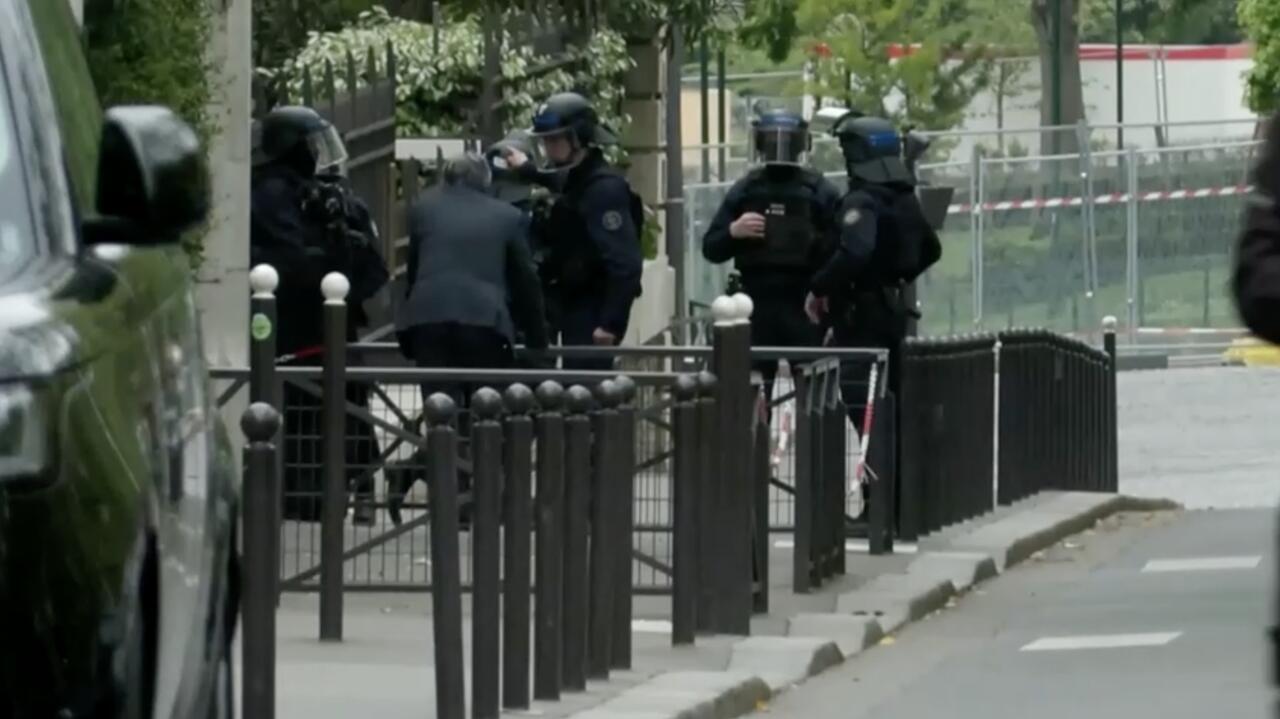 Paryż. Policja wokół konsulatu Iranu