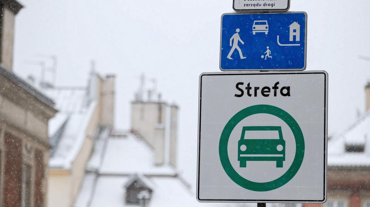 Znaki Strefy Czystego Transportu znikają i są niszczone