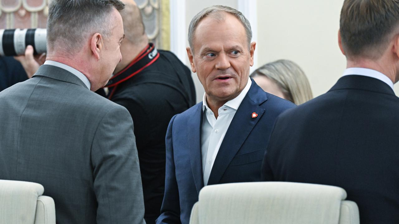 Donald Tusk i Wołodymyr Zełenski jadą na szczyt do Budapesztu