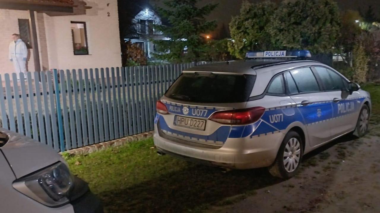 Cios zadał z taką siłą, iż nóż pękł. Policja o kulisach zastrzelenia napastnika