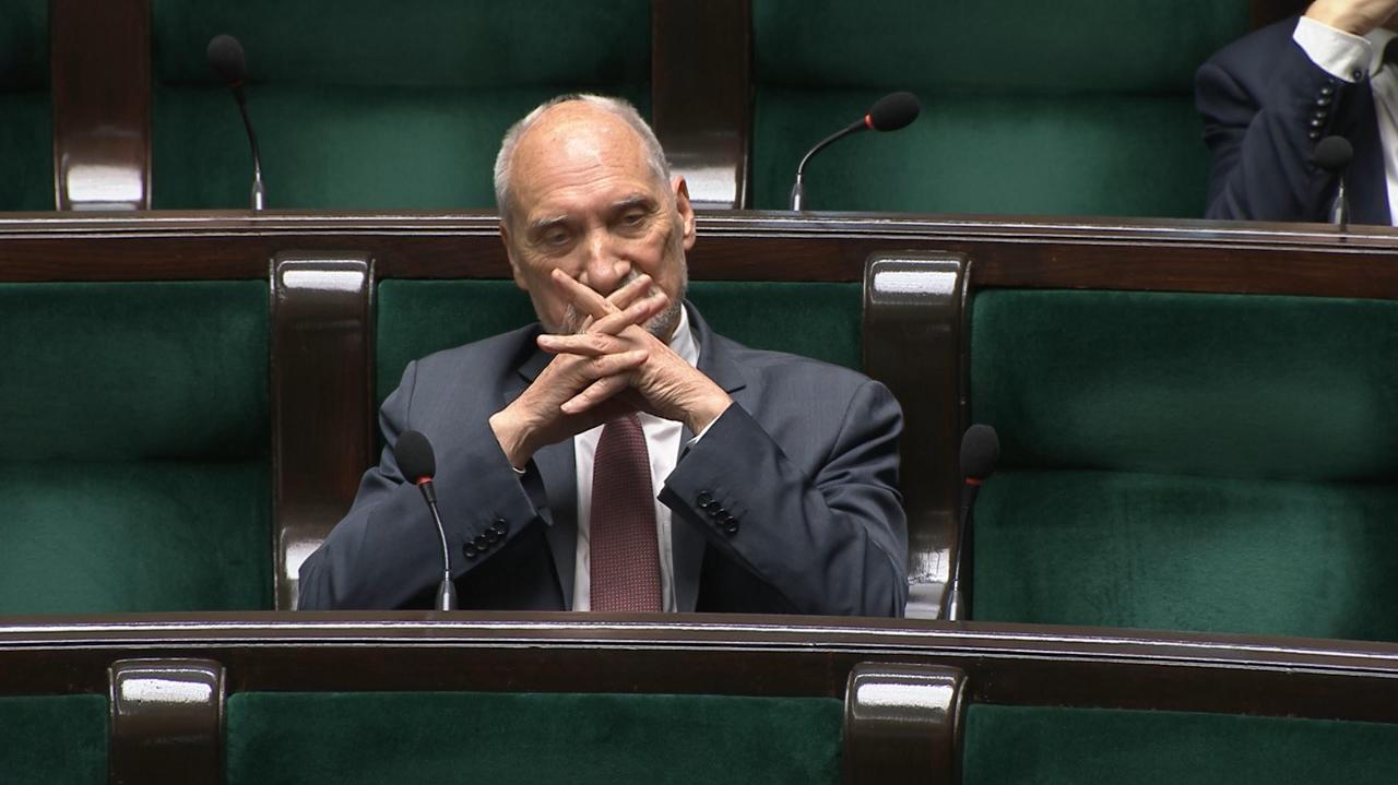 Spięcie w Sejmie. Zaczął Macierewicz